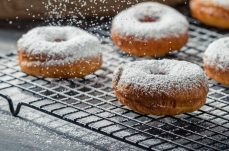 donuts-decorated-with-icing-sugar-2022-04-07-23-36-54-utc (1) (1) (1)